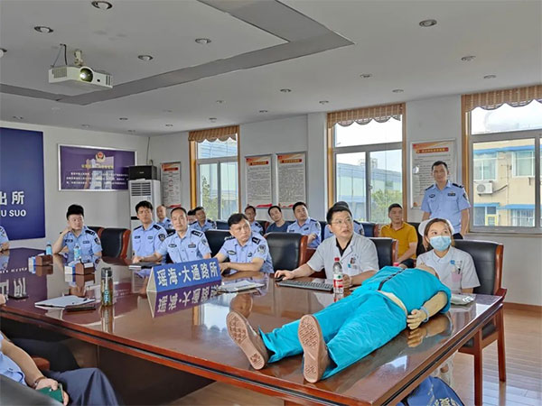 【警醫(yī)聯(lián)動(dòng)，練“救”真本領(lǐng)】我院專家走進(jìn)合肥市公安局大通路派出所開展應(yīng)急救護(hù)培訓(xùn)